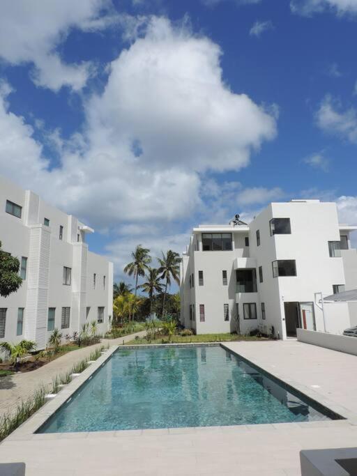 Caplage - Beachfront Ground Floor Apartment In Tamarin Bagian luar foto