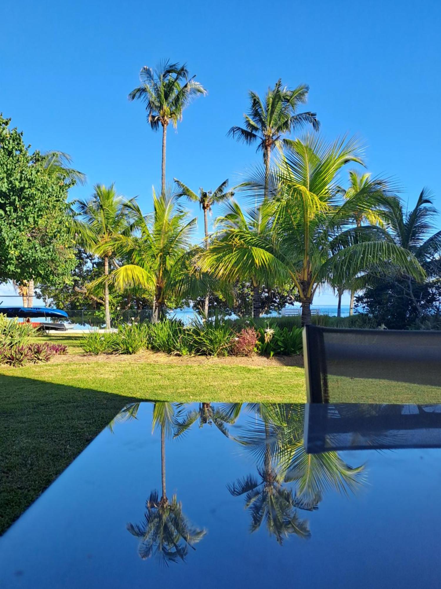 Caplage - Beachfront Ground Floor Apartment In Tamarin Bagian luar foto