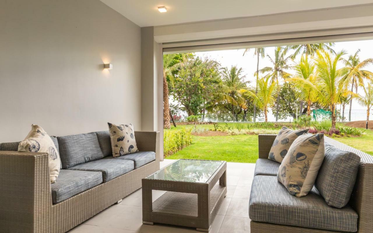 Caplage - Beachfront Ground Floor Apartment In Tamarin Bagian luar foto