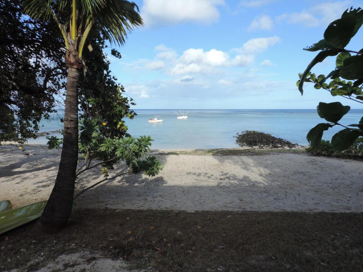 Caplage - Beachfront Ground Floor Apartment In Tamarin Bagian luar foto